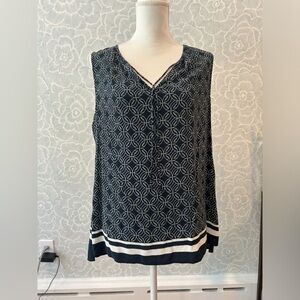 Ecru Silk Geometric-Print Navy and White V-neck Tank - Sz L